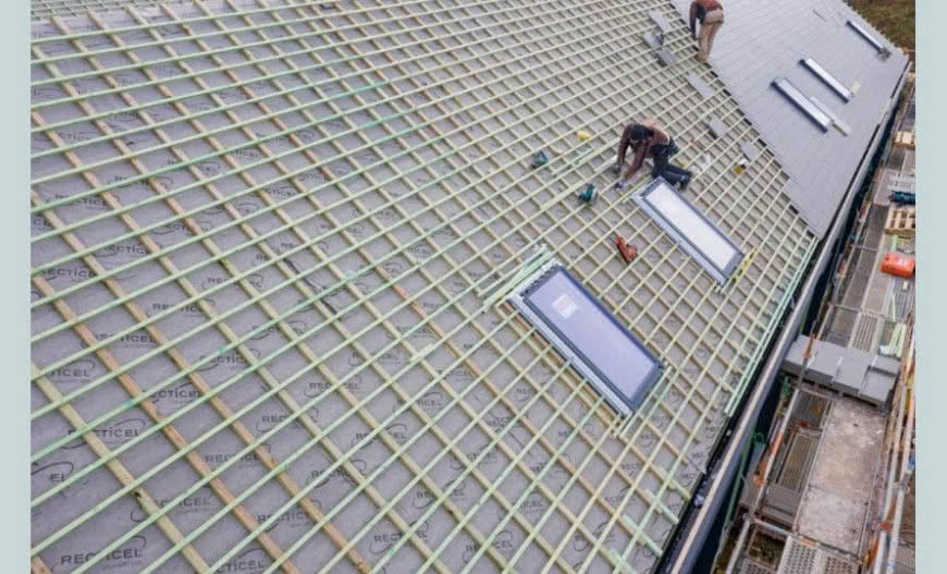 Płyty do nakrokwiowej termoizolacji dachu skośnego Powerroof® Max